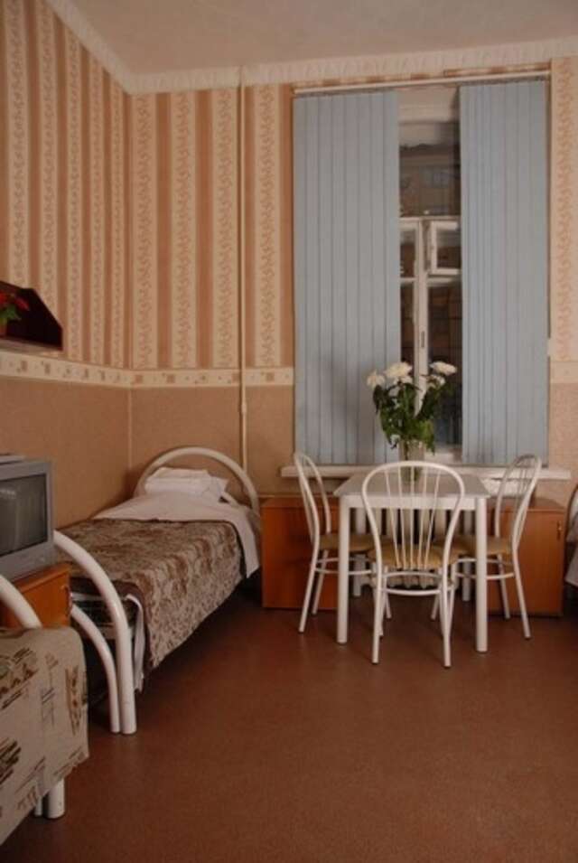 Хостел  Питерский Дворик Санкт-Петербург-11