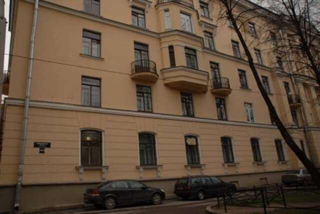 Хостел  Питерский Дворик Санкт-Петербург-3